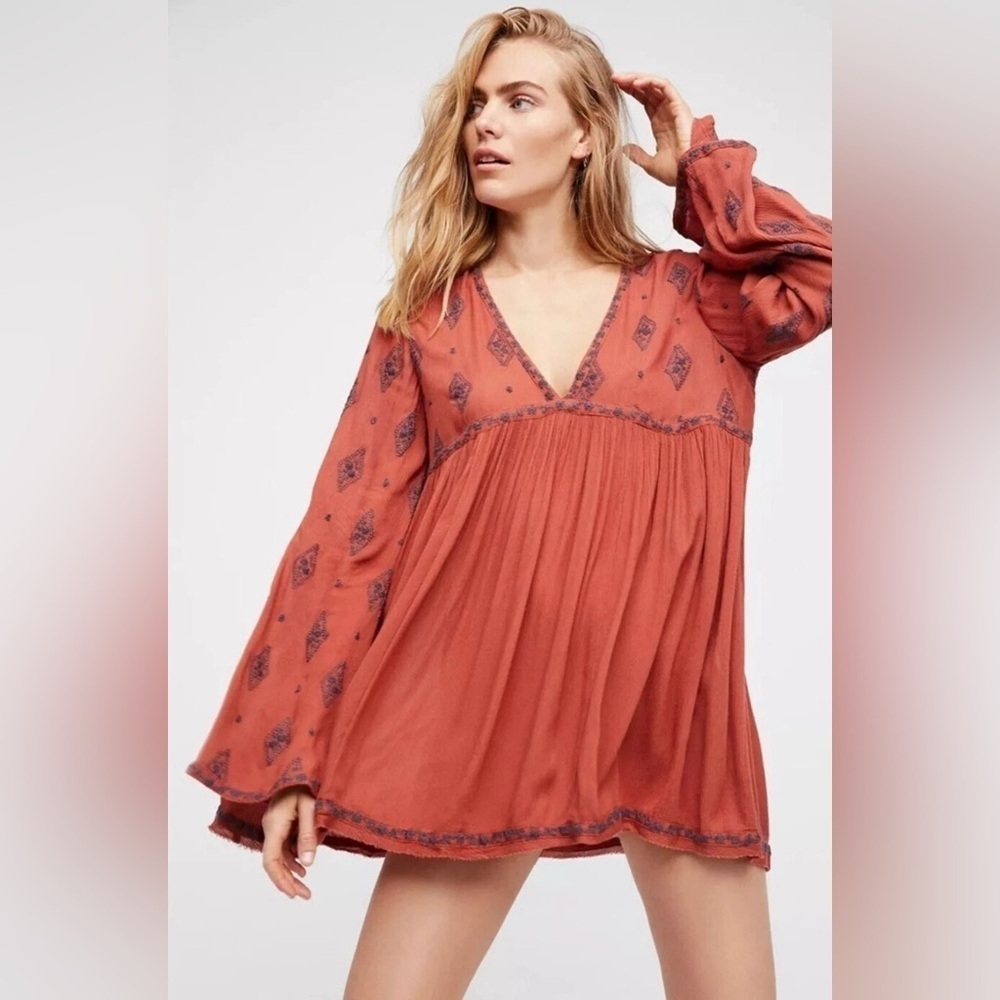 Free People Diamond Embroidered Tunic Top Cinnamon cut out back bell sleeve